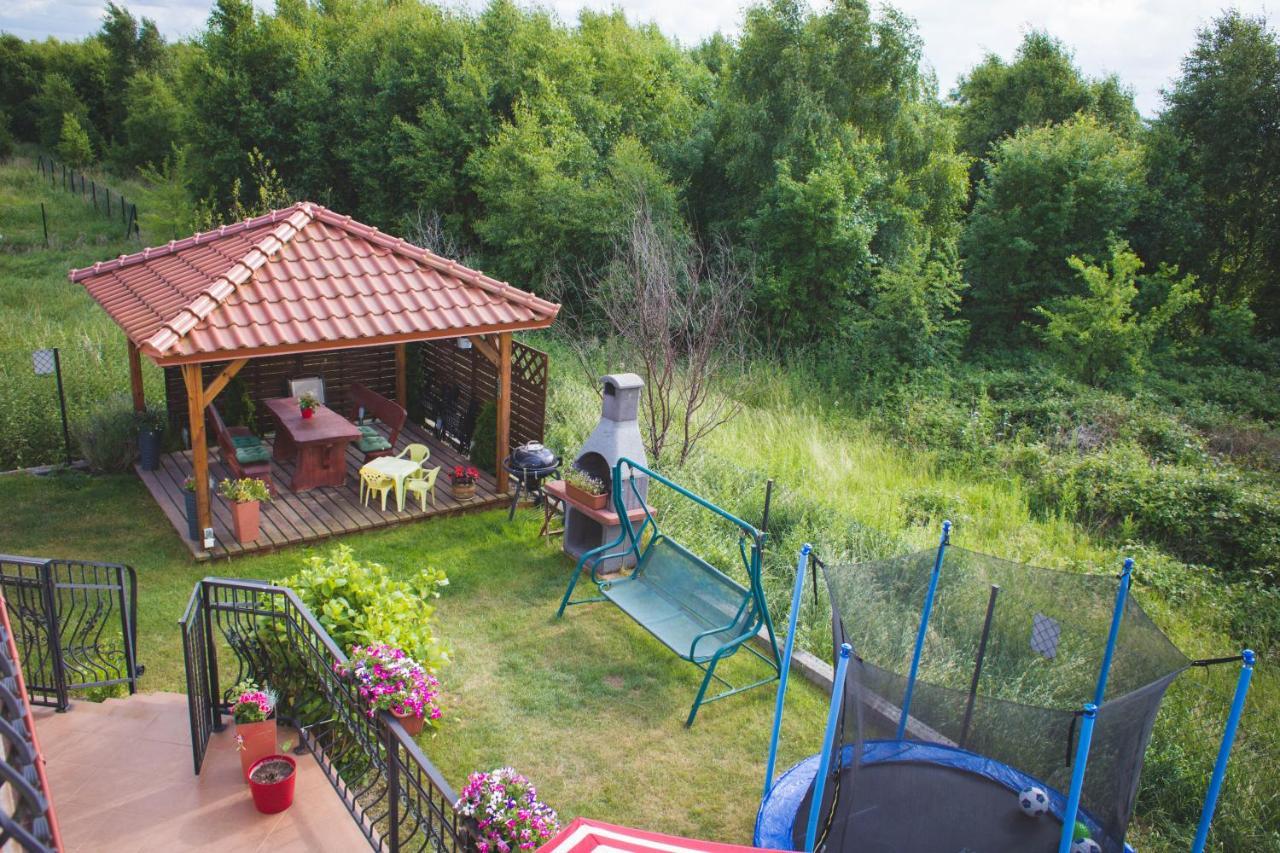 Ewa Pokoje Goscinne Mieroszyno Esterno foto